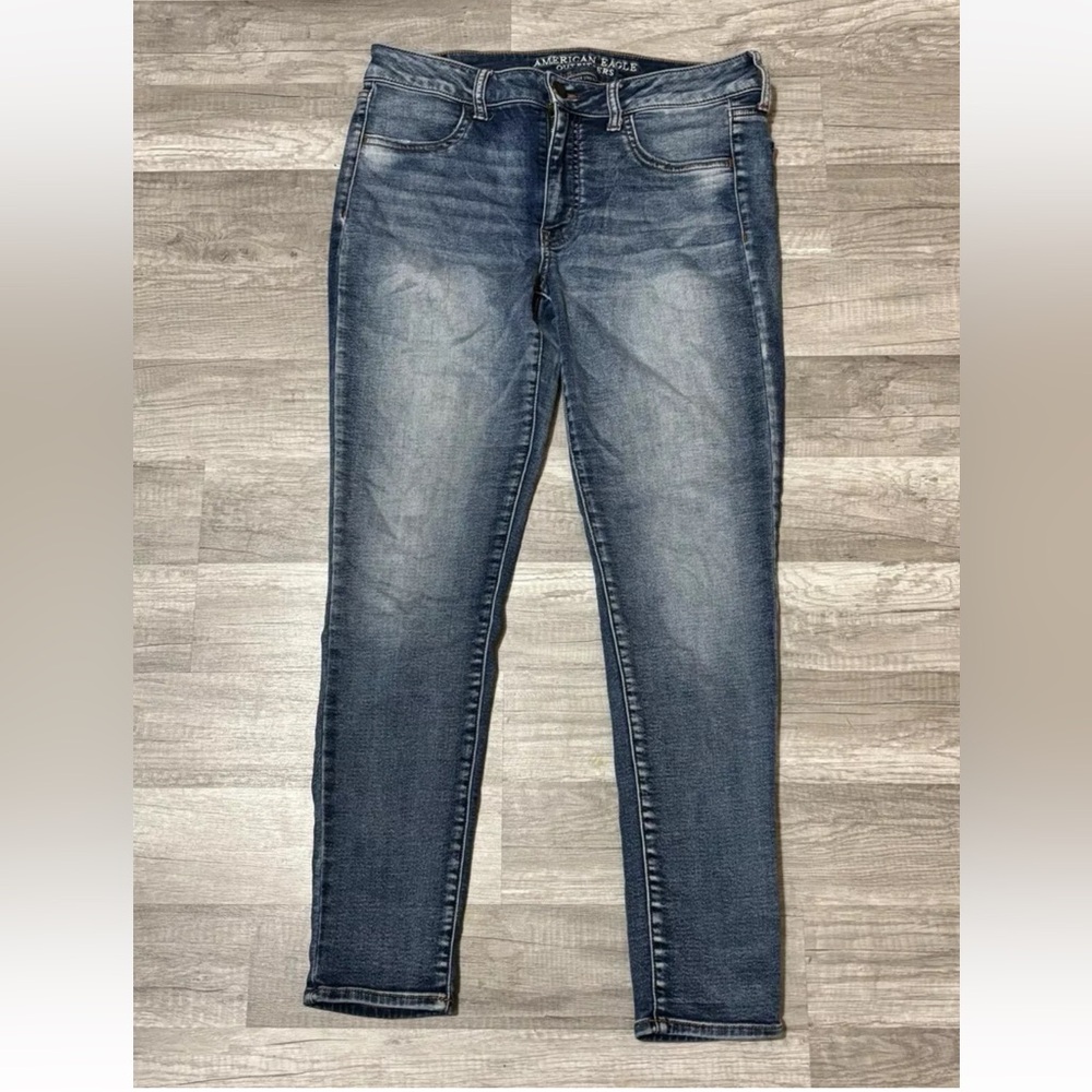Women’s American Eagle Jeans